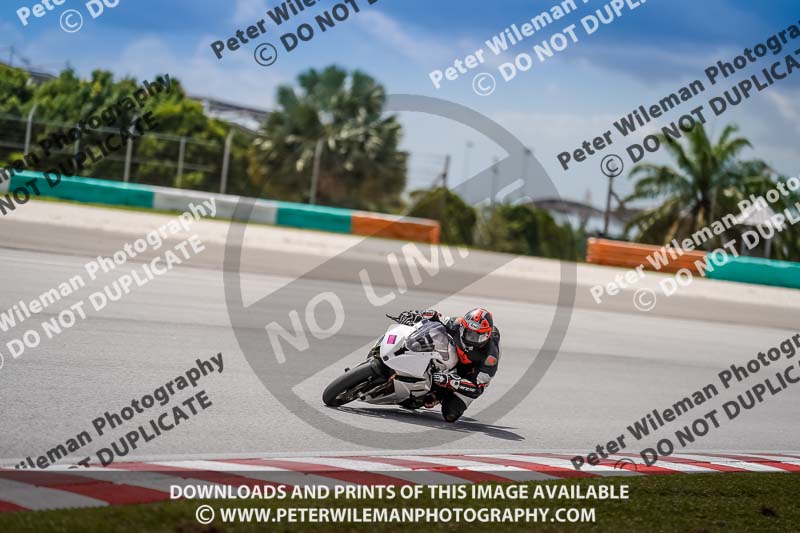 Sepang;event digital images;motorbikes;no limits;peter wileman photography;trackday;trackday digital images